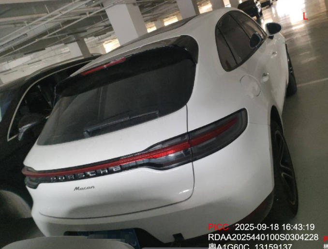 粤A迈凯MACAN