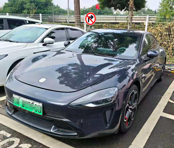 辽A小米汽车 小米SU7