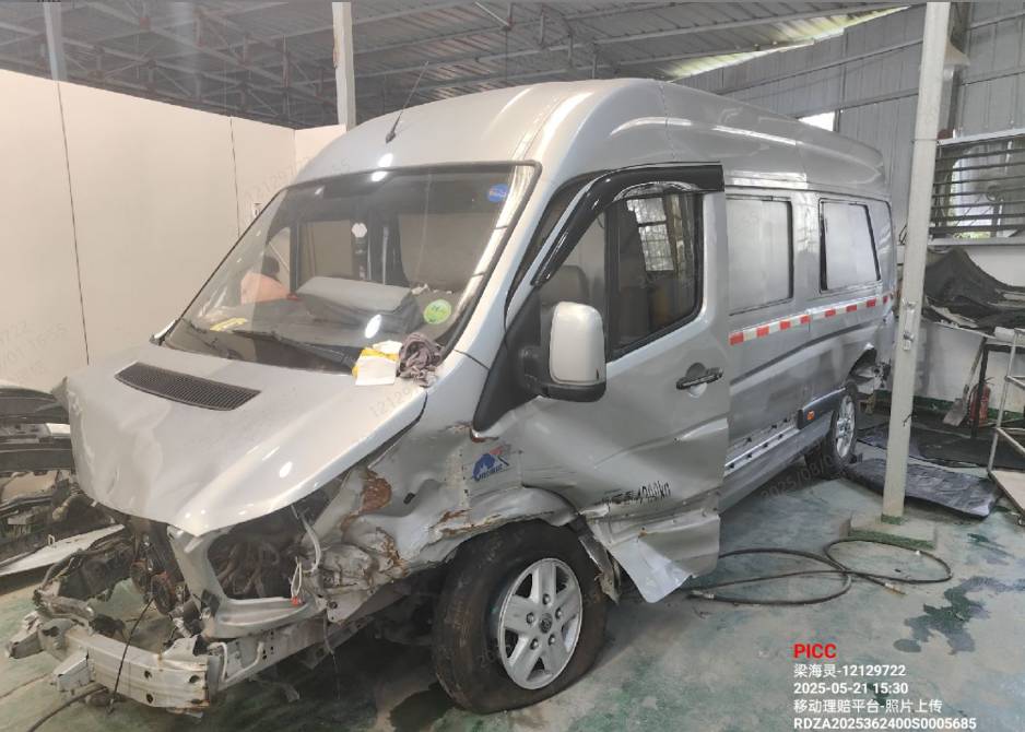 赣C福田牌厢式运输车